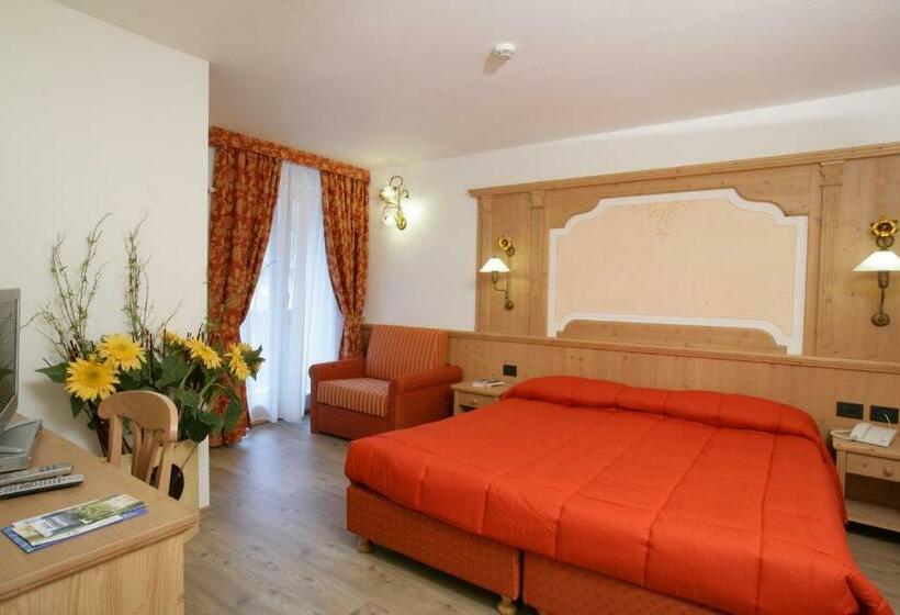 חדר סטנדרט לשלושה, Garni La Roccia