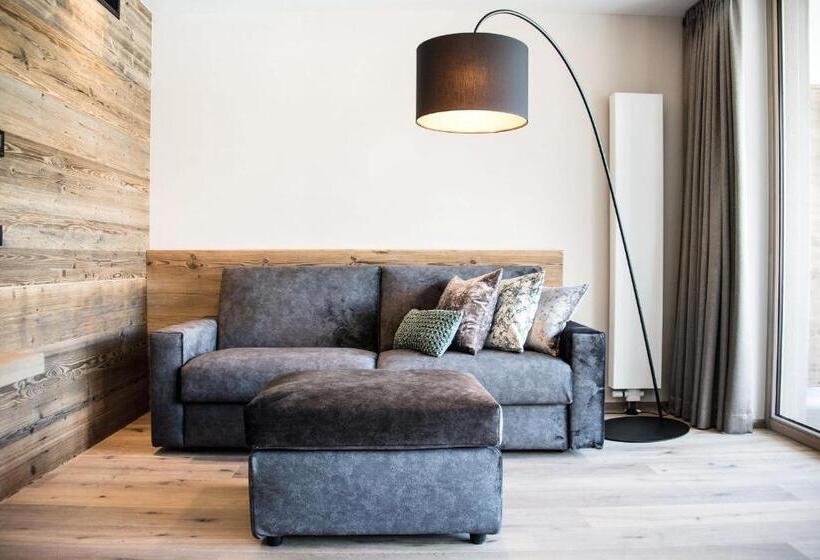 キングサイズベッドのデラックススイート, Kronblick