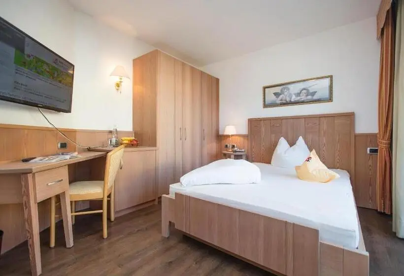 Deluxe Yhden Hengen Huone, Kronplatz