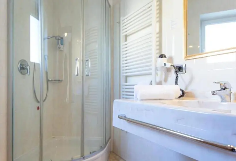 Deluxe Yhden Hengen Huone, Kronplatz