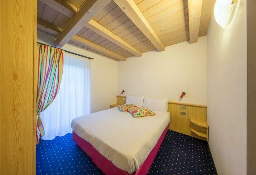 Pokój Standard, Sassleng