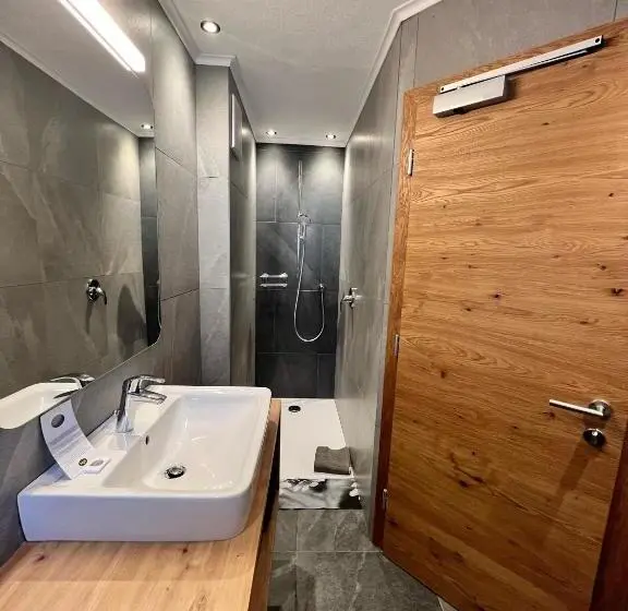 Huoneisto 2 Makuuhuonetta, Schmalzlhof
