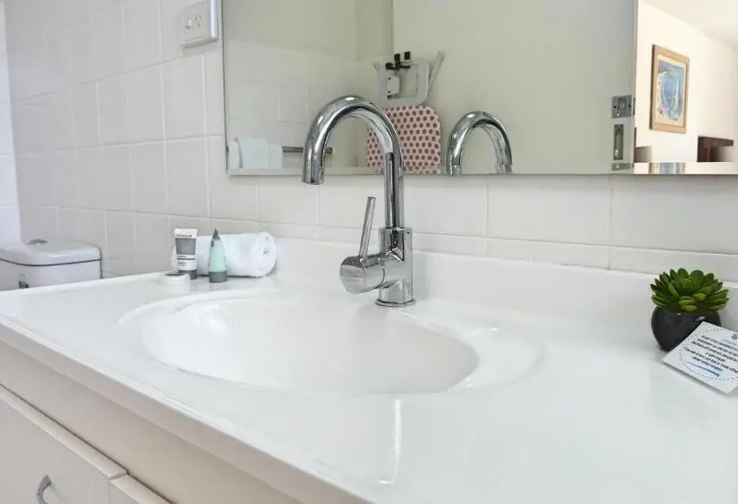 Deluxe-huone King-vuode, Jadran Motel & El Jays Holiday Lodge