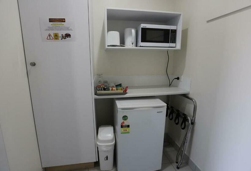 스탠다드 룸, Reign Inn Newcastle