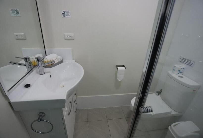 패밀리 룸, Reign Inn Newcastle