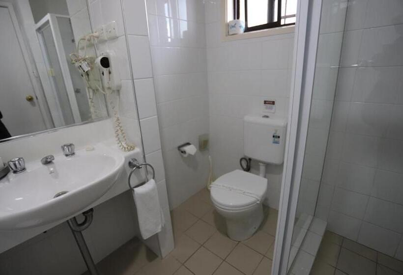 복층 룸 퀸 침대, Reign Inn Newcastle