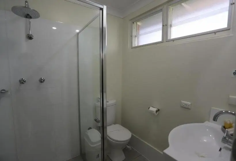 Economy-huone, Reign Inn Newcastle