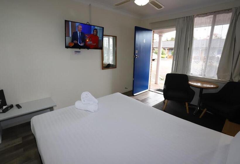 이코노미 룸, Reign Inn Newcastle