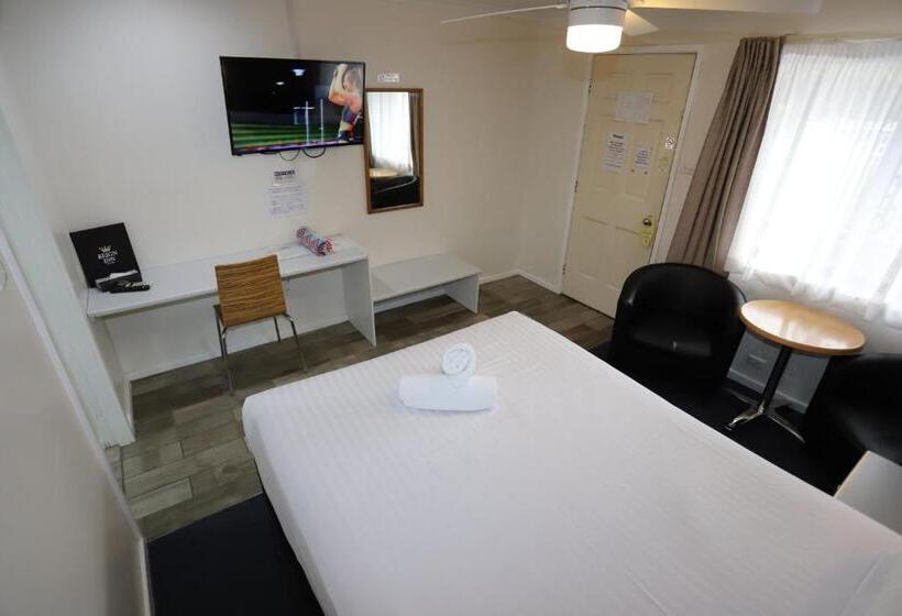 带特大床的标准间, Reign Inn Newcastle