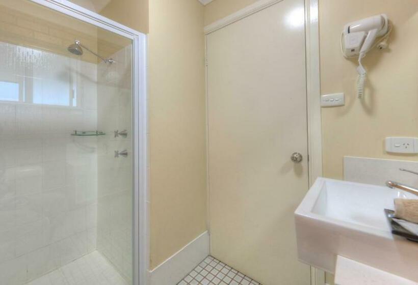 Номер Стандарт, Rosebourne Gardens Motel