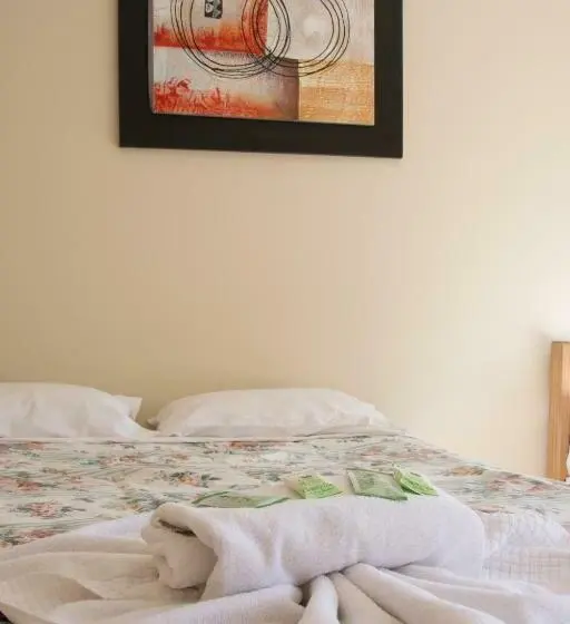 Standard Kolmen Hengen Huone, The Swiss Motel