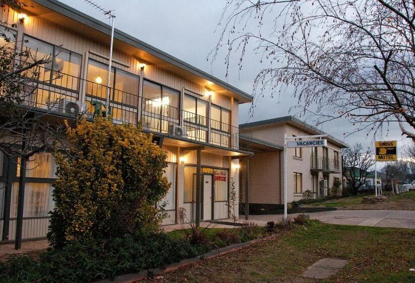 اتاق استاندارد تودرتو, The Swiss Motel