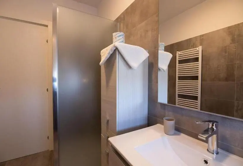 اتاق استاندارد یک نفره, B&b Collemaggio