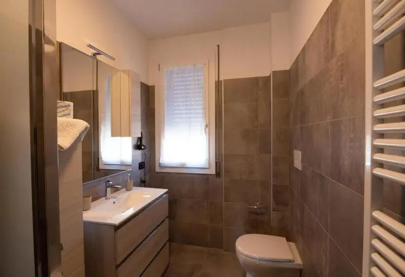 اتاق استاندارد یک نفره, B&b Collemaggio