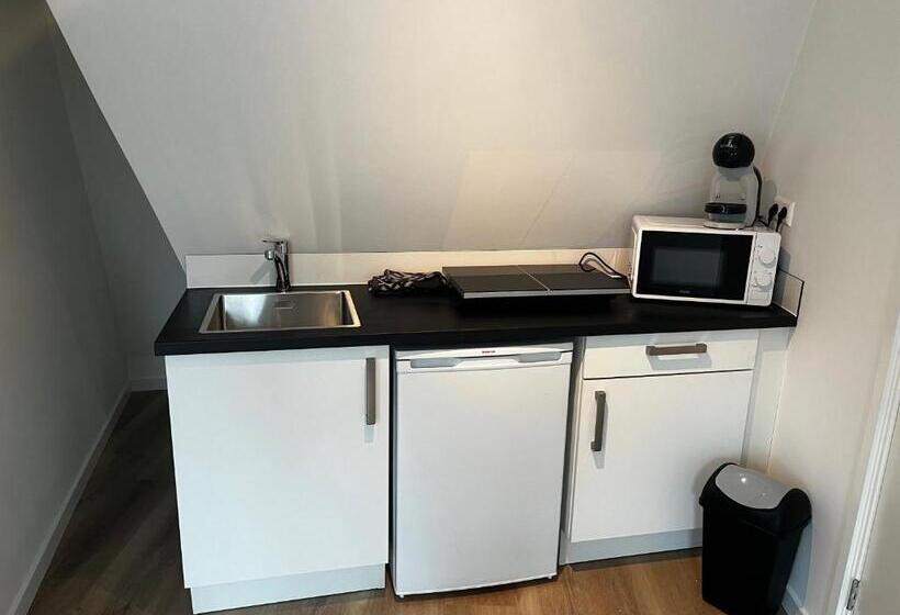 带2个卧室的公寓, Apartement Hotel Stays By Adm