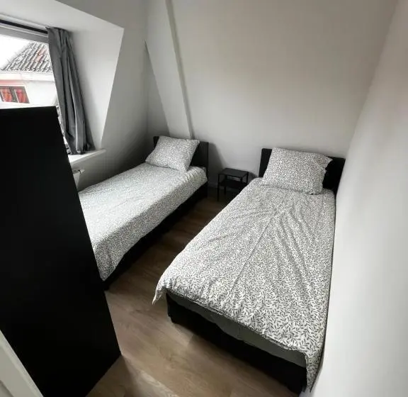Huoneisto 2 Makuuhuonetta, Apartement Hotel Stays By Adm