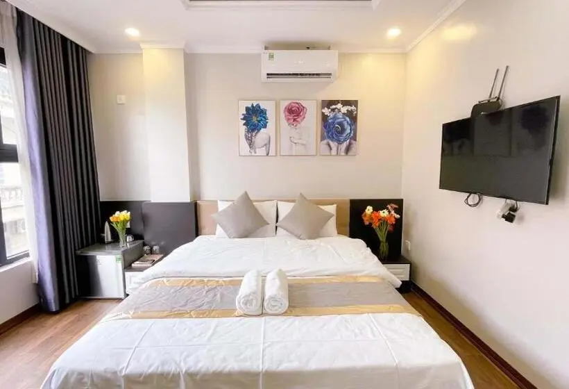 اتاق لوکس, Old Quarter Hotel Alley 22 Hang Voi