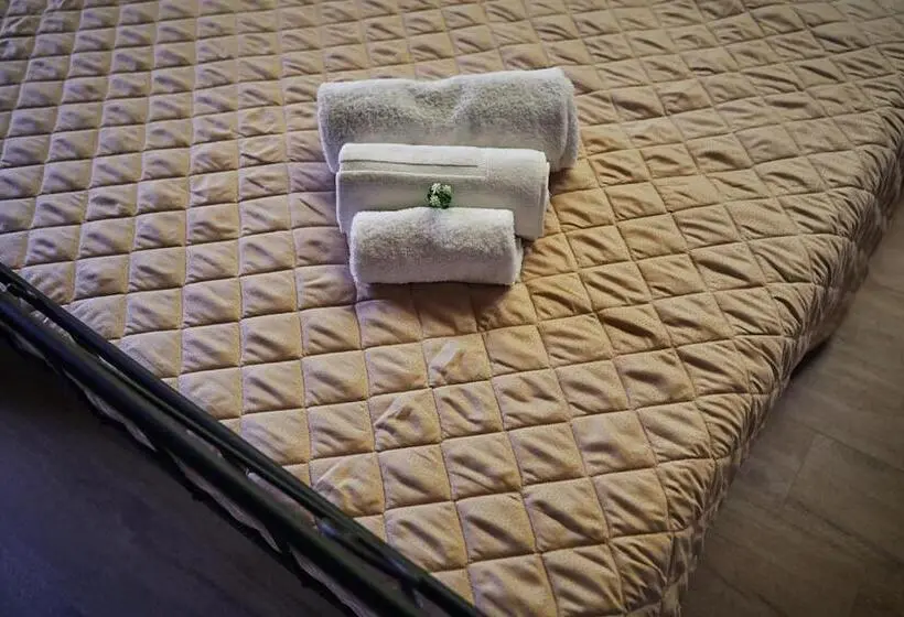 デラックストリプルルーム, Trinacria Caccamo   Luxury Rooms