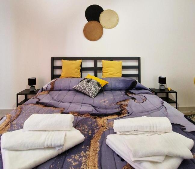 اتاق استاندارد با سرویس بهداشتی مشترک, Casa Imma