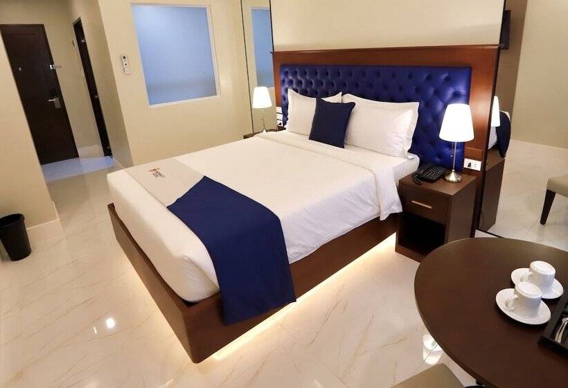 Номер Deluxe, Monaco