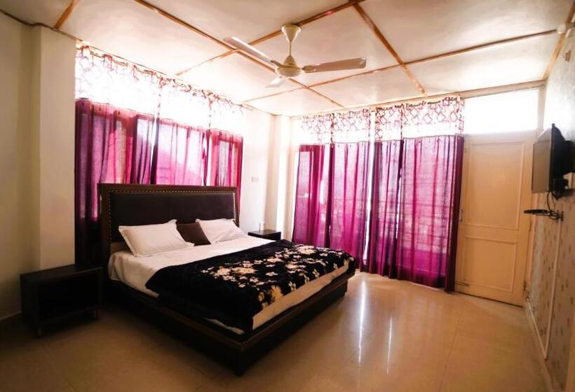 جناح مزوَّد بشرفة, Star View