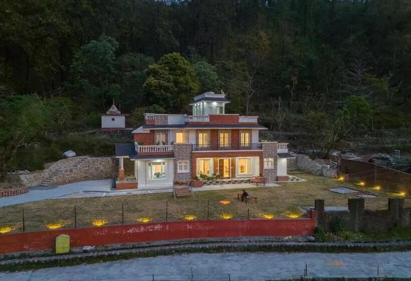 スタンダードトリプルルーム, The Chirpy Bungalow By Luho Leisure