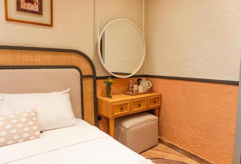 Номер Стандарт, Qara Otel