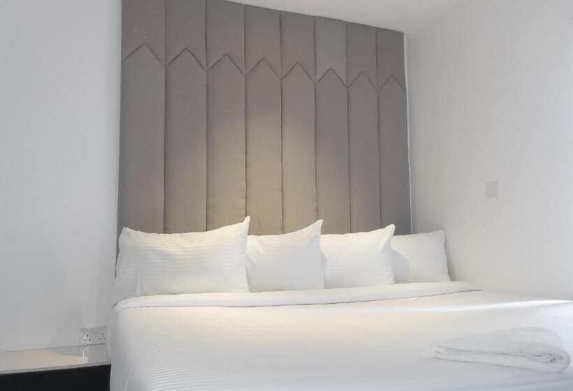 استودیوی لوکس, Luxe Apartments Surulere
