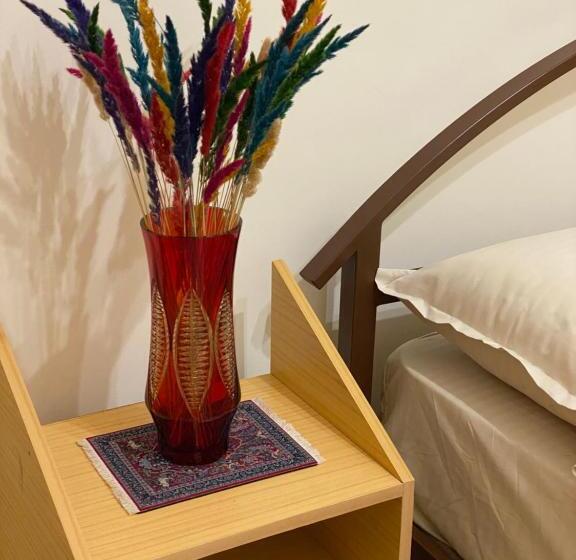 اتاق استاندارد, Yan Guest House