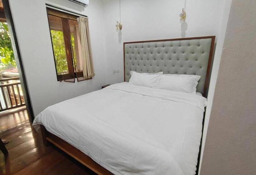 Номер Стандарт с Балконом, Happy Hour