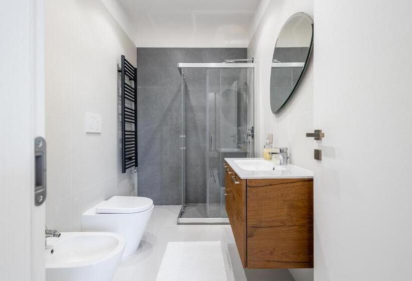 스탠다드 룸 킹사이즈 침대, Aura