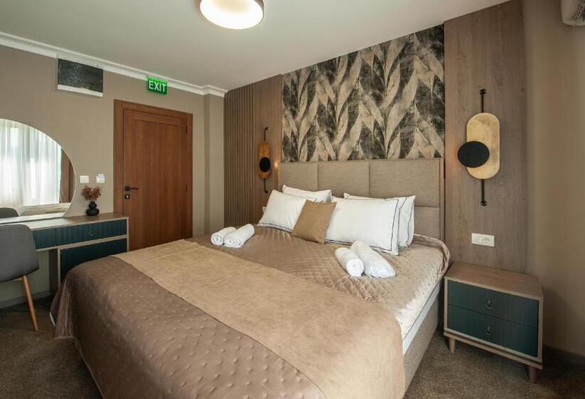 اتاق استاندارد, Kralj