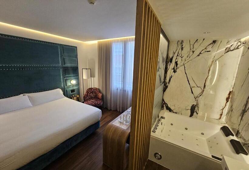 سوییت, Las Tres Campanas