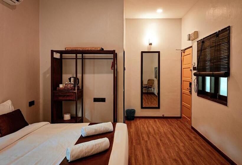 디럭스 룸, Mulyo