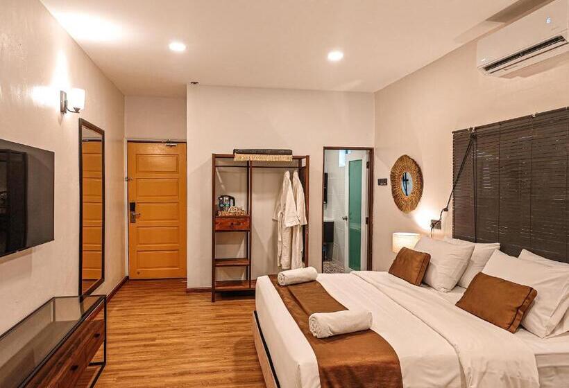 이그제큐티브 스위트, Mulyo