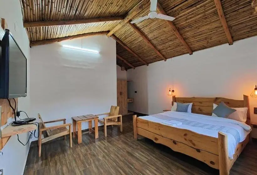 デラックスルーム, The Farm Cottages Nainital