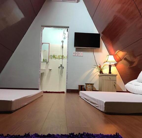 اتاق استاندارد چهار تخته, Thung Lũng Ba đồi Chè