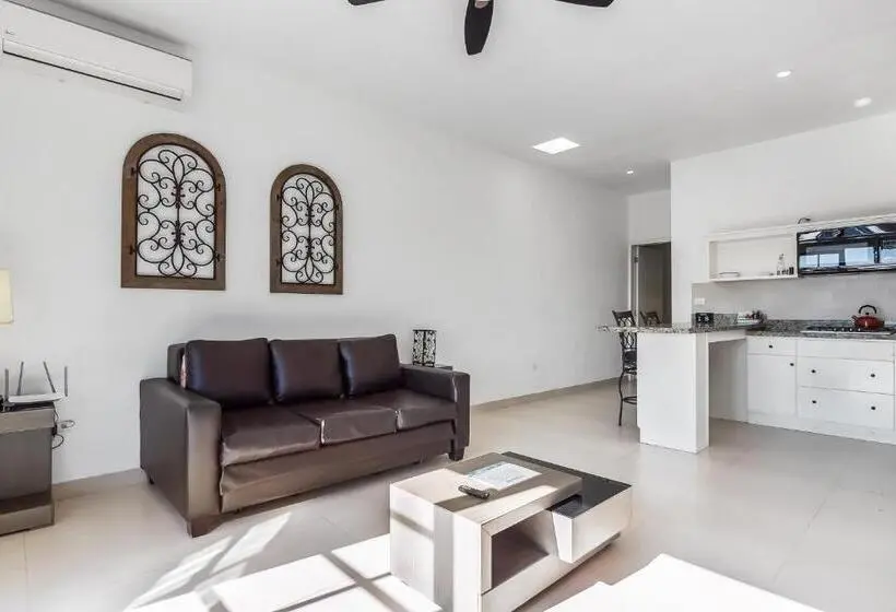 スイート, Jr Suite 3   Playa Arcangel