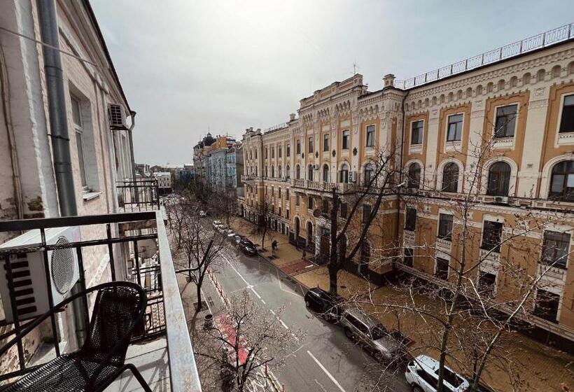 1 Szobás Apartman, Kyiv Panna Apartment