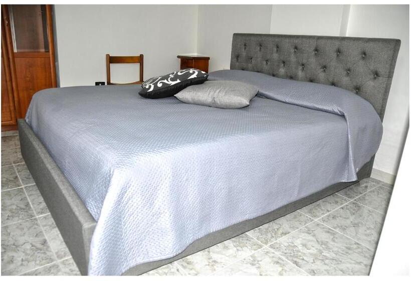 غرفة قياسية مطلة على الجبل, B&b La Bella Vista