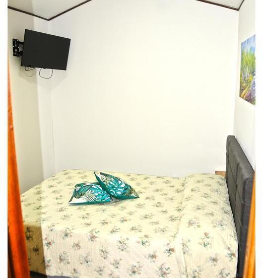 غرفة عائلية مطلّة علي الجبل, B&b La Bella Vista