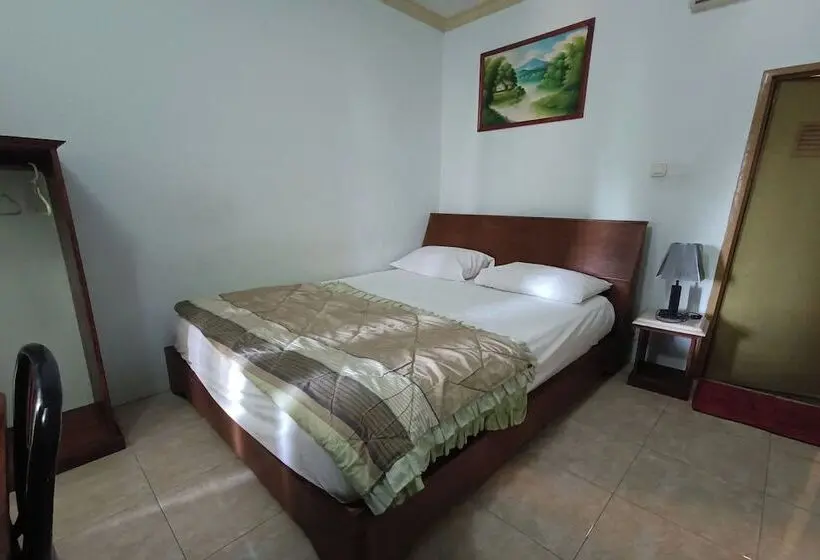 デラックスルーム, Oyo 93826 Cprc Inn Serpong
