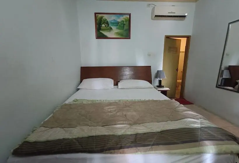 デラックスルーム, Oyo 93826 Cprc Inn Serpong