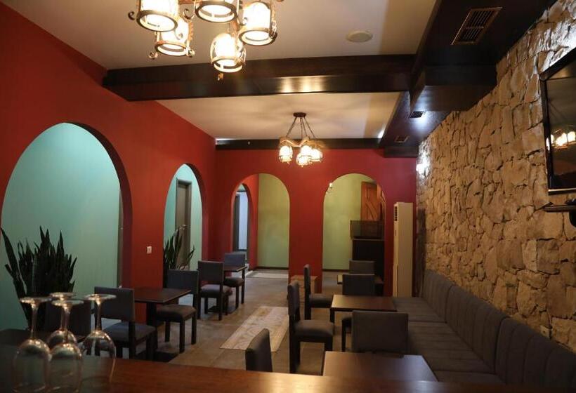 스탠다드 발코니 룸, Pamja E Qyteteve