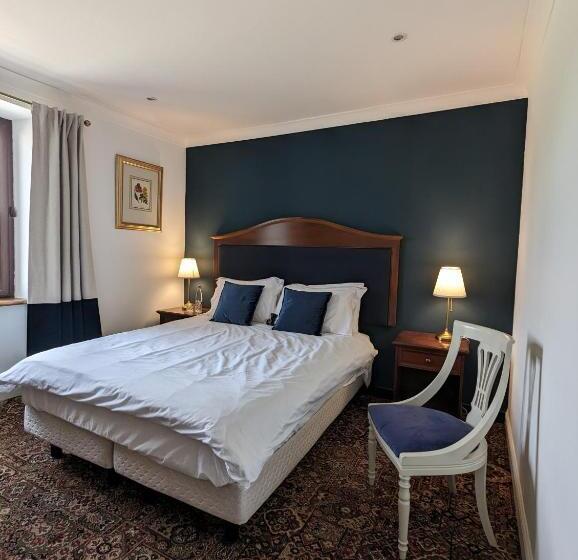 标准间, Trente Trois Le Nouhaud