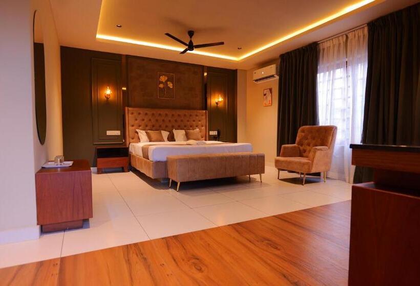 キングサイズベッドのスタンダードルーム, Classico International