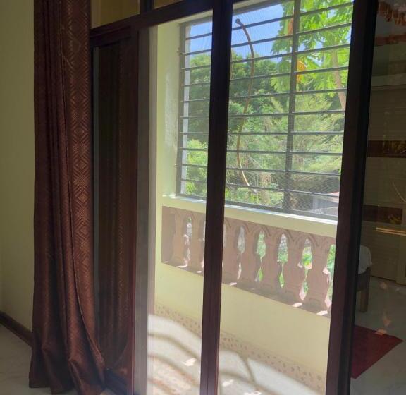 آپارتمان 1 خوابه با بالکن, Kwetunyumbani Away From Home