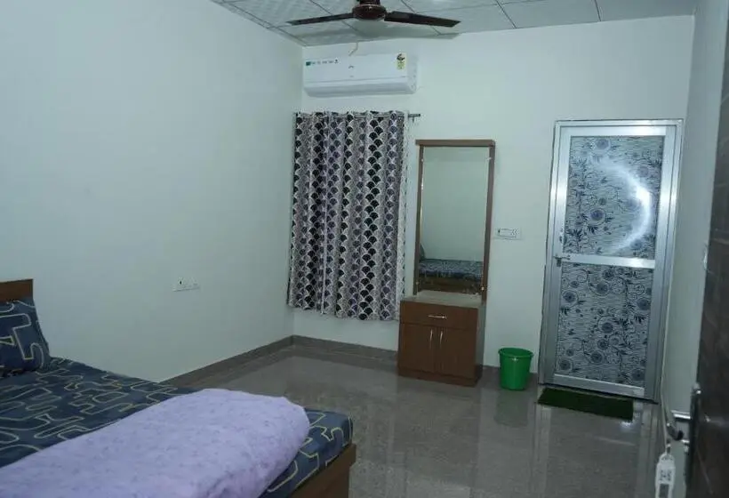 Standard-huone, Priyanka Hotel & Restaurant Khatushyam Ji