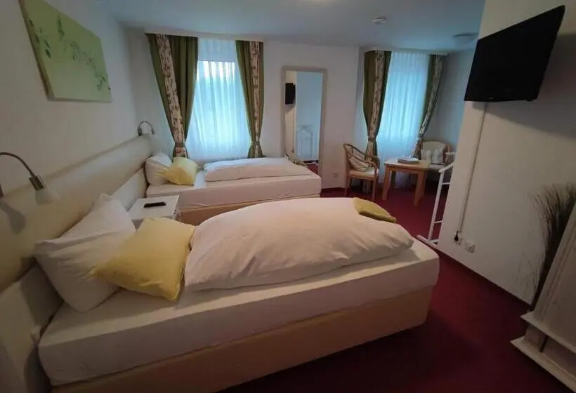 Standard-huone, Room In Guest Room   Pension Forelle   Doppelzimmer