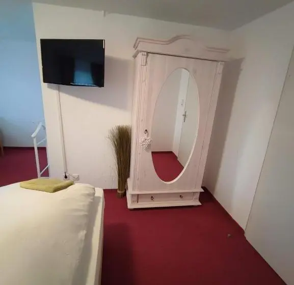 Standard-huone, Room In Guest Room   Pension Forelle   Doppelzimmer